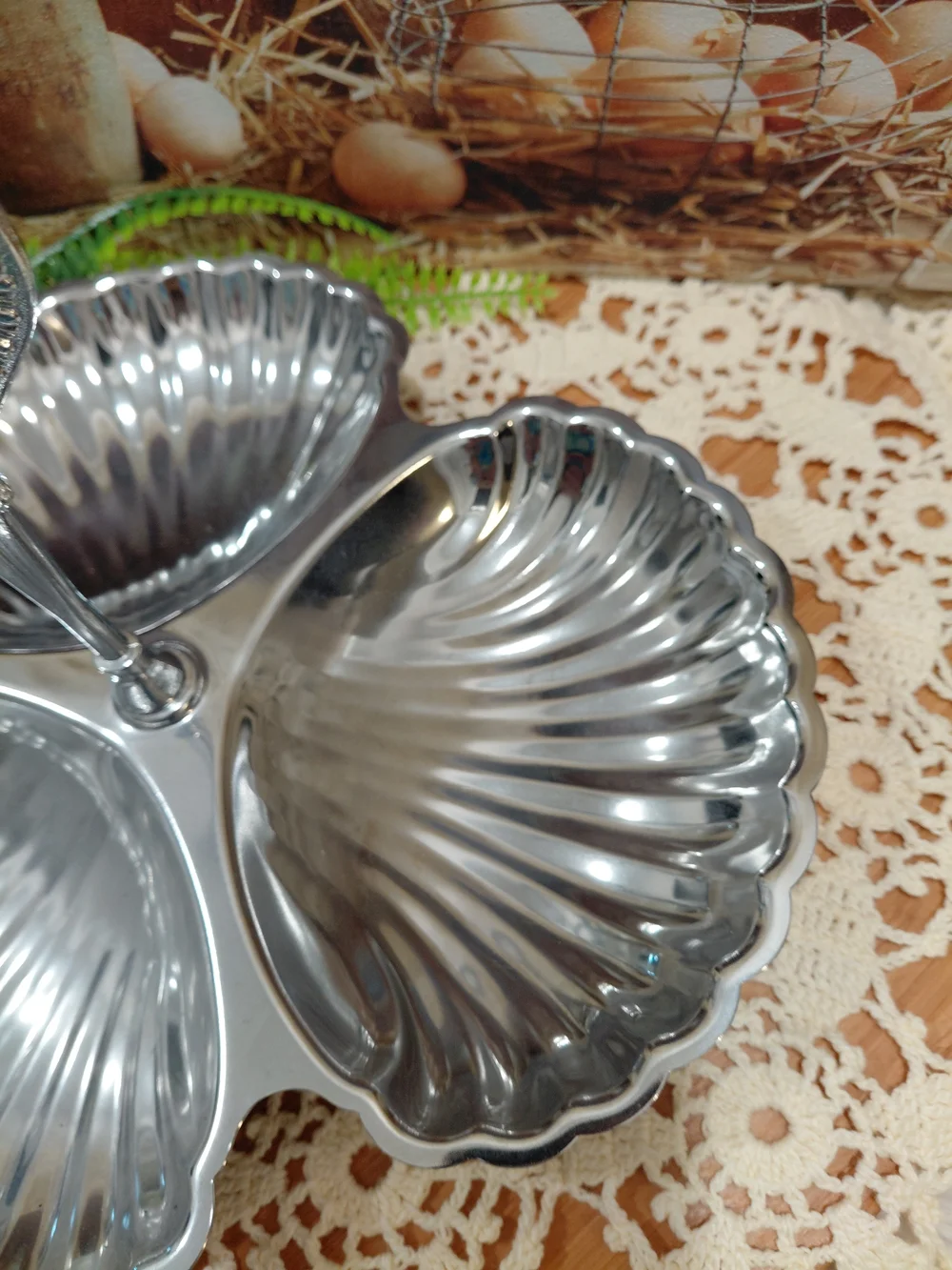 Silver-Tone 3-Section Shell Server with Handle